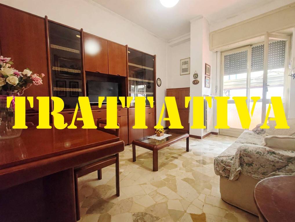 appartamento in vendita a Milano in zona Corsica