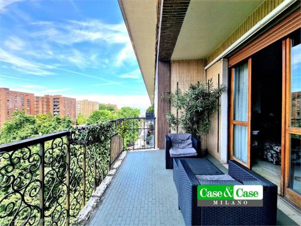 appartamento in vendita a Milano in zona Bande Nere