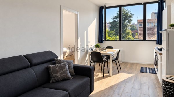 appartamento in vendita a Milano in zona Vigentino