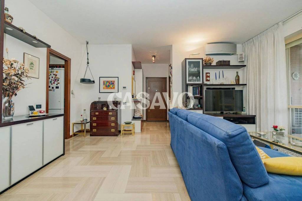appartamento in vendita a Milano in zona Restocco Maroni