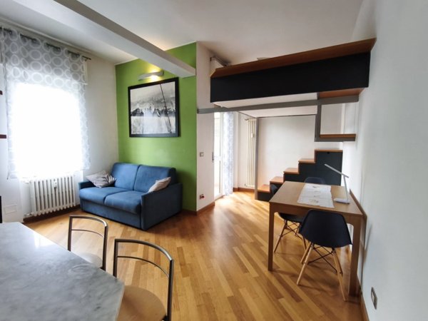 appartamento in vendita a Milano in zona Piazzale Lodi