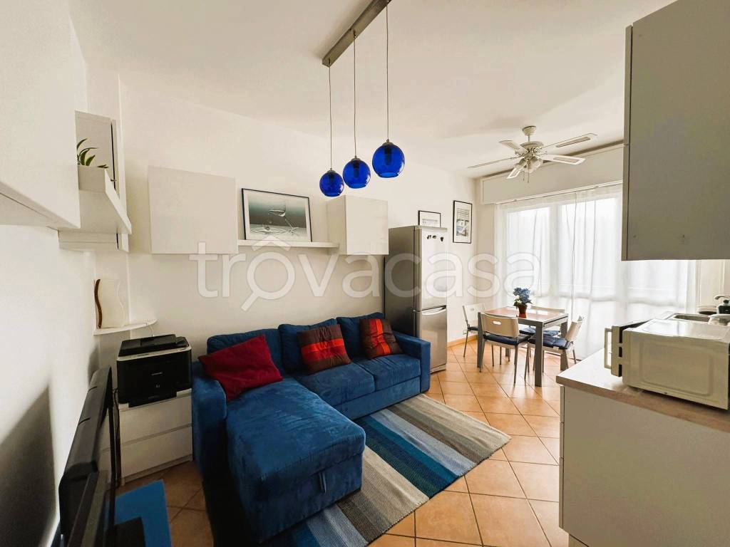 appartamento in vendita a Milano in zona Famagosta