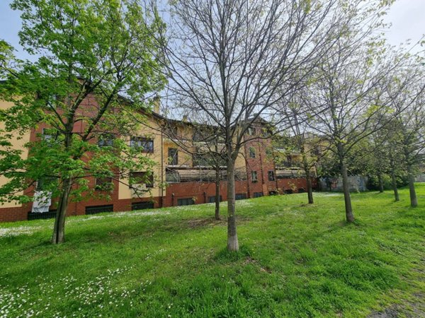 appartamento in vendita a Milano in zona Baggio