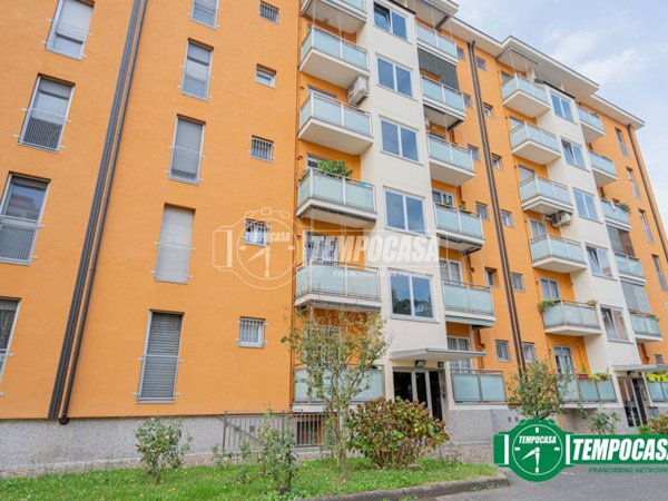 appartamento in vendita a Milano in zona Gallaratese