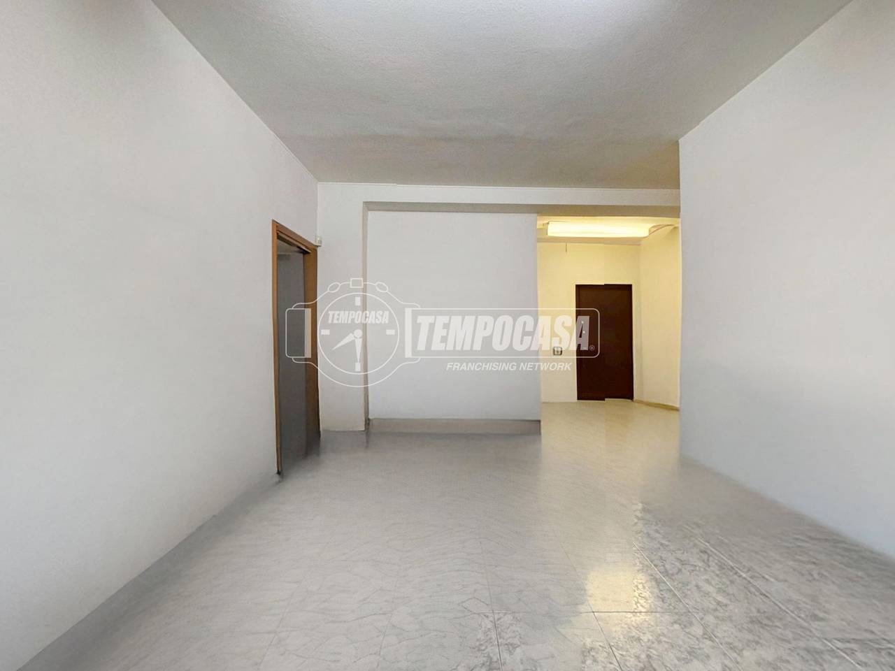 appartamento in vendita a Milano in zona Farini