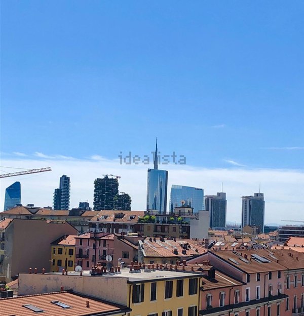 appartamento in vendita a Milano in zona Isola