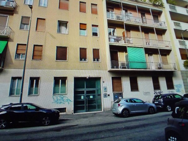 appartamento in vendita a Milano in zona Bande Nere