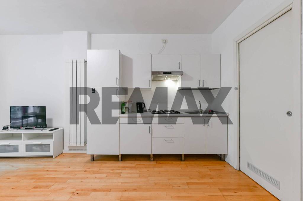 appartamento in vendita a Milano in zona Rottole