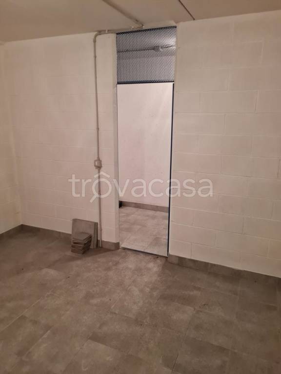 locale di sgombero in vendita a Milano in zona Calvairate