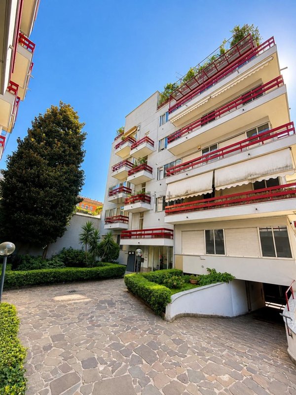 appartamento in vendita a Milano in zona Solari
