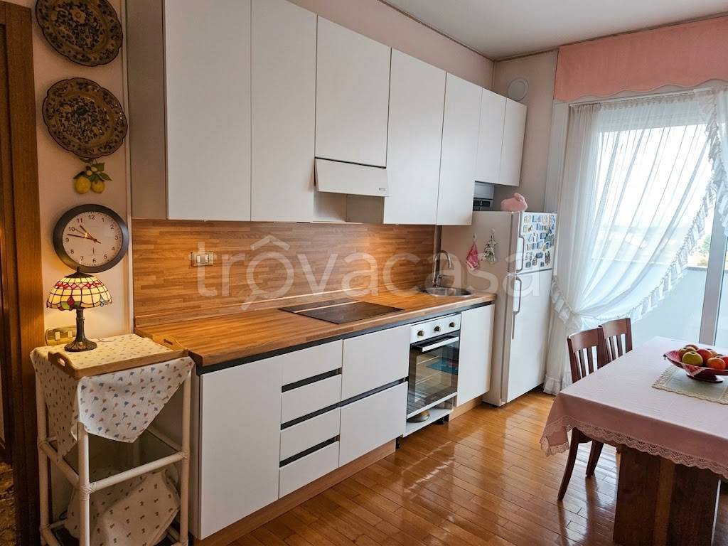 appartamento in vendita a Milano in zona Maggiolina
