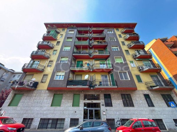 appartamento in vendita a Milano in zona Crescenzago