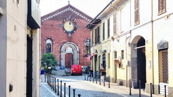 appartamento in vendita a Milano in zona Baggio