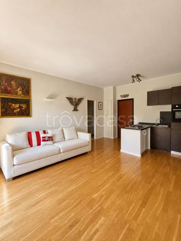 appartamento in vendita a Milano in zona Città Studi