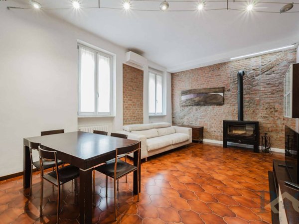 appartamento in vendita a Milano in zona Vigentino