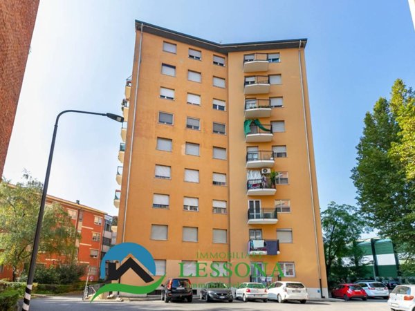 appartamento in vendita a Milano in zona Quarto Oggiaro