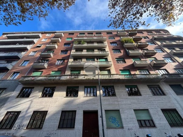 appartamento in vendita a Milano in zona XXII Marzo