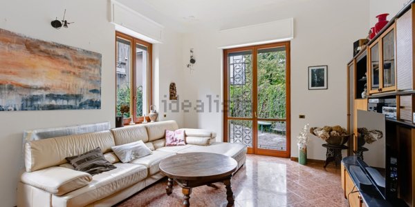 casa indipendente in vendita a Milano in zona Casoretto