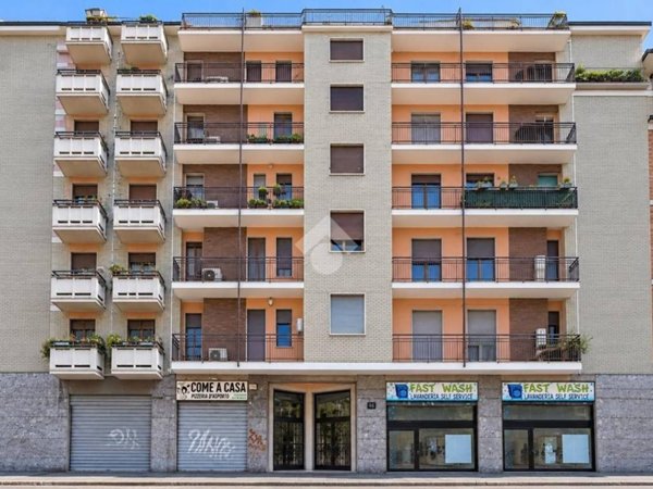 appartamento in vendita a Milano in zona Vigentino