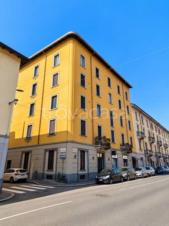 appartamento in vendita a Milano in zona Crescenzago