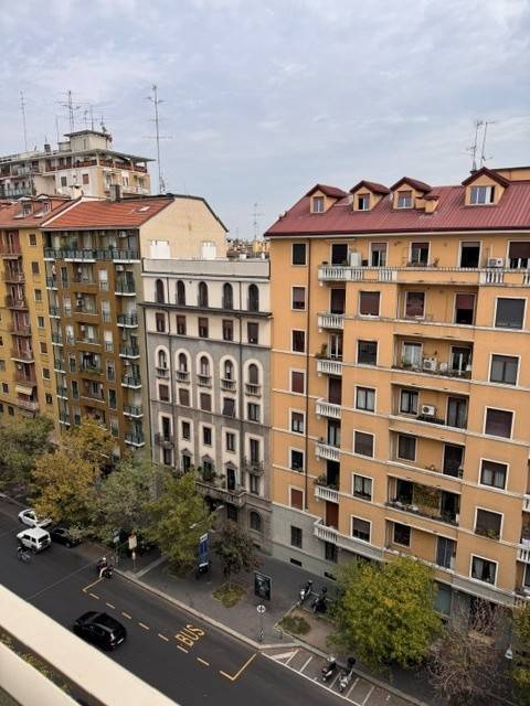 appartamento in vendita a Milano in zona Solari