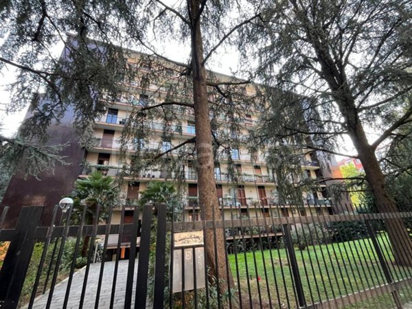 appartamento in vendita a Milano in zona Greco