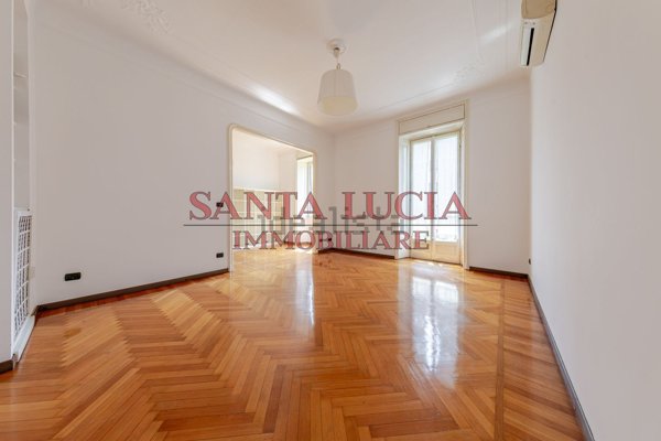 appartamento in vendita a Milano in zona Il Portello