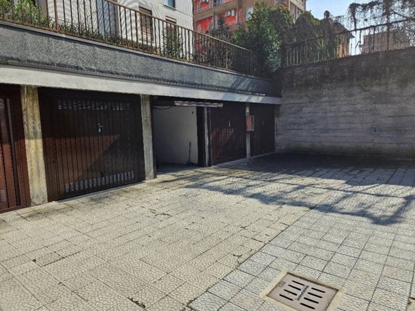 box auto in vendita a Milano in zona Forlanini