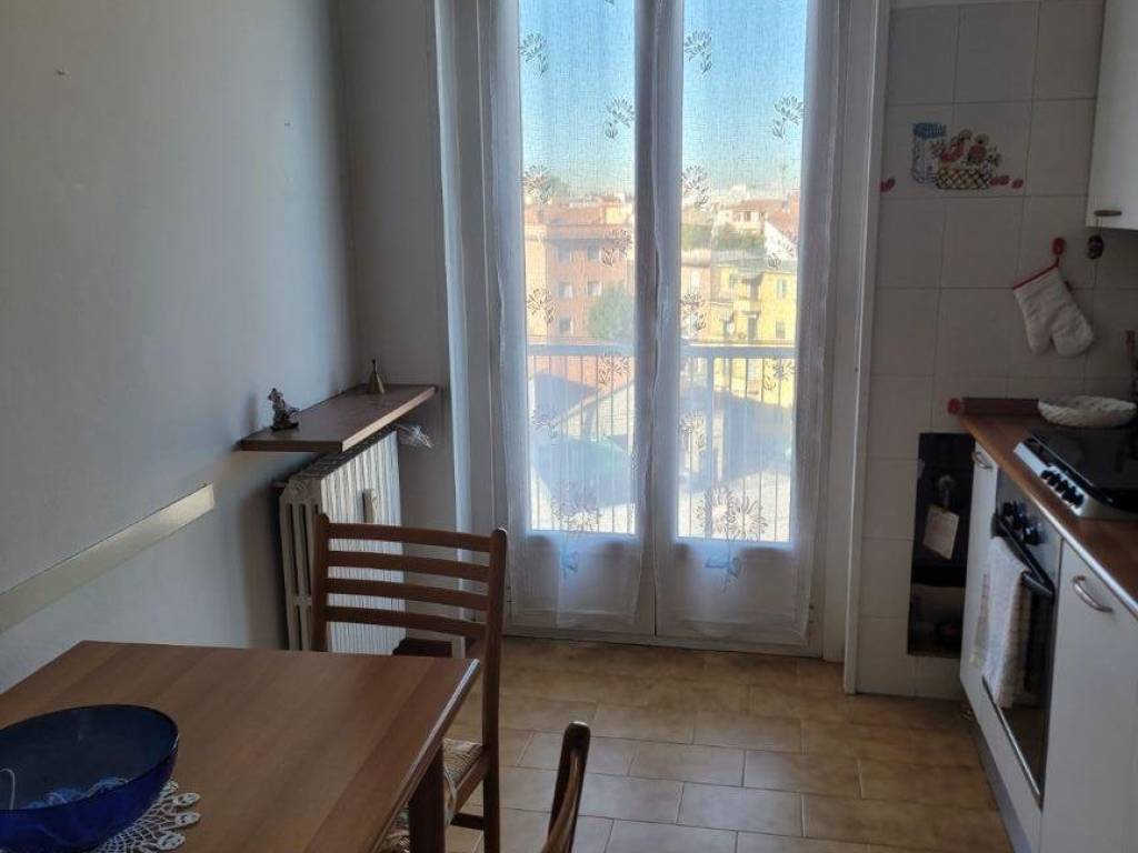 appartamento in vendita a Milano in zona Chiesa Rossa