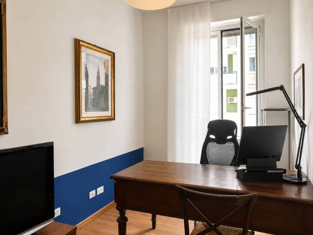 appartamento in vendita a Milano in zona Piazzale Lodi