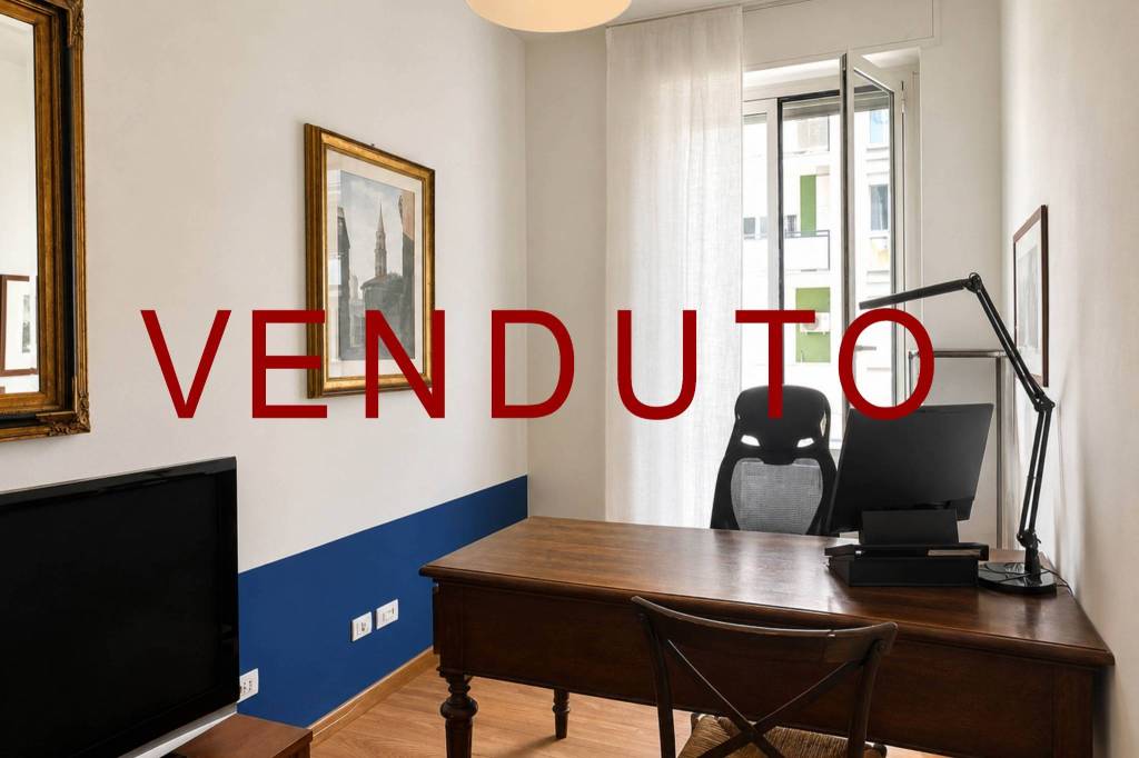 appartamento in vendita a Milano in zona Piazzale Lodi