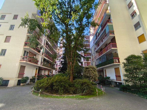 ufficio in vendita a Milano in zona Il Portello