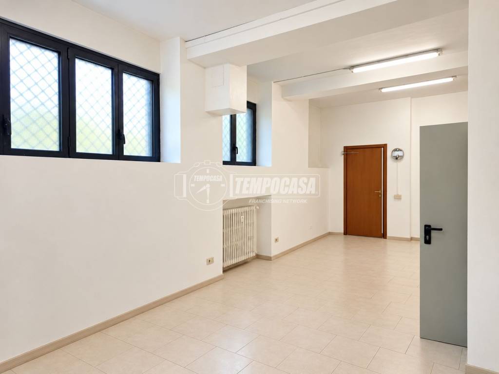 appartamento in vendita a Milano in zona Bande Nere