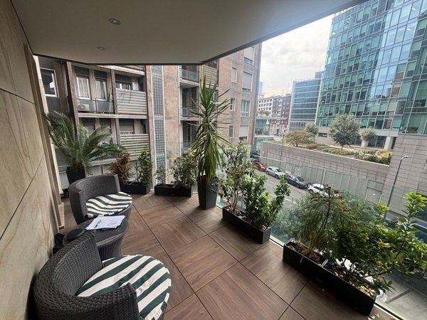 appartamento in vendita a Milano in zona Porta Garibaldi