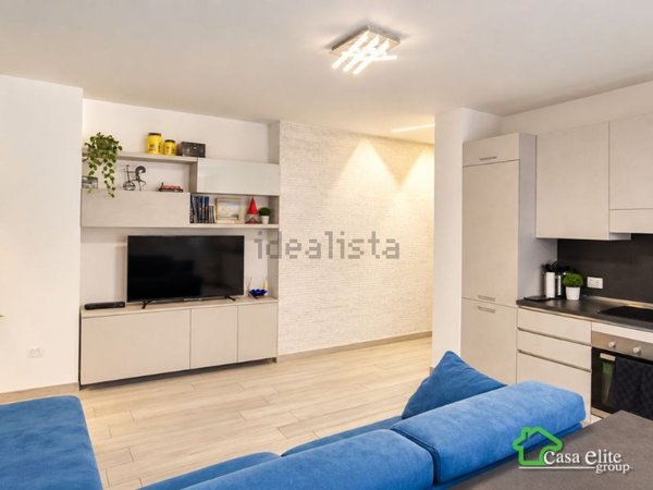 appartamento in vendita a Milano in zona Corvetto