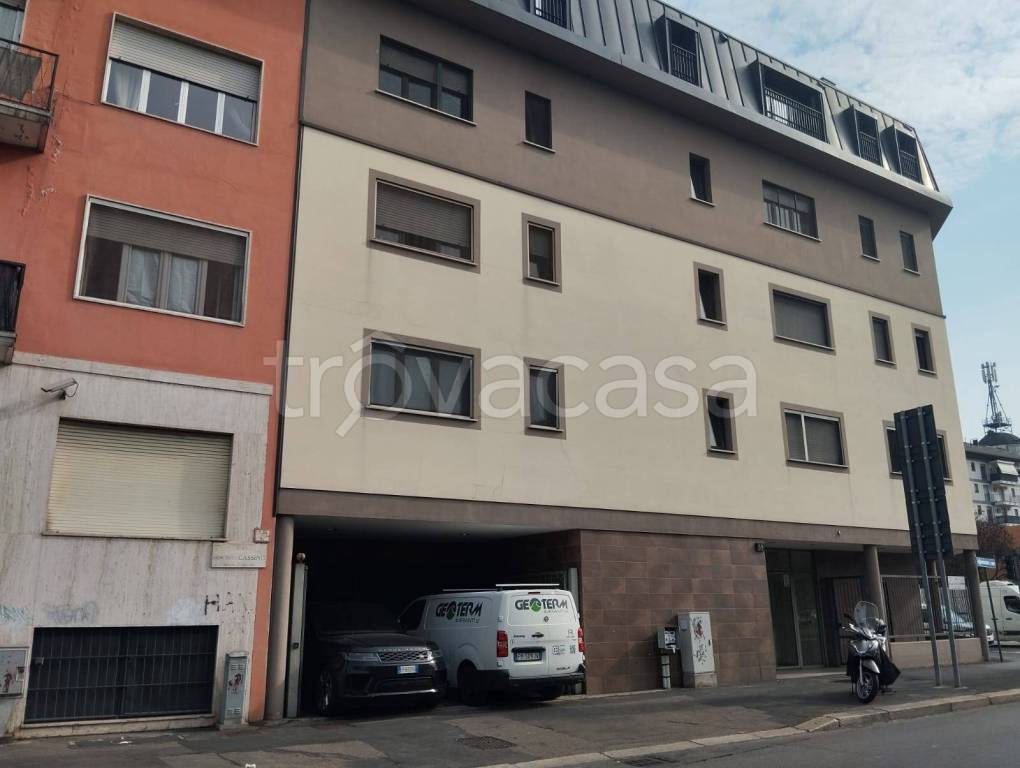 appartamento in vendita a Milano in zona Rogoredo