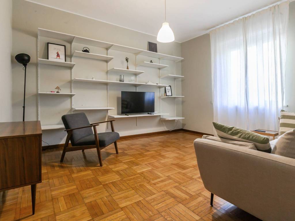 appartamento in vendita a Milano in zona Solari