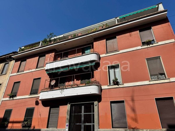 appartamento in vendita a Milano in zona Bocconi