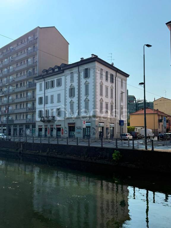 ufficio in vendita a Milano in zona San Cristoforo