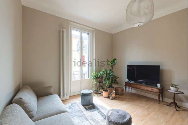 appartamento in vendita a Milano in zona Cagnola