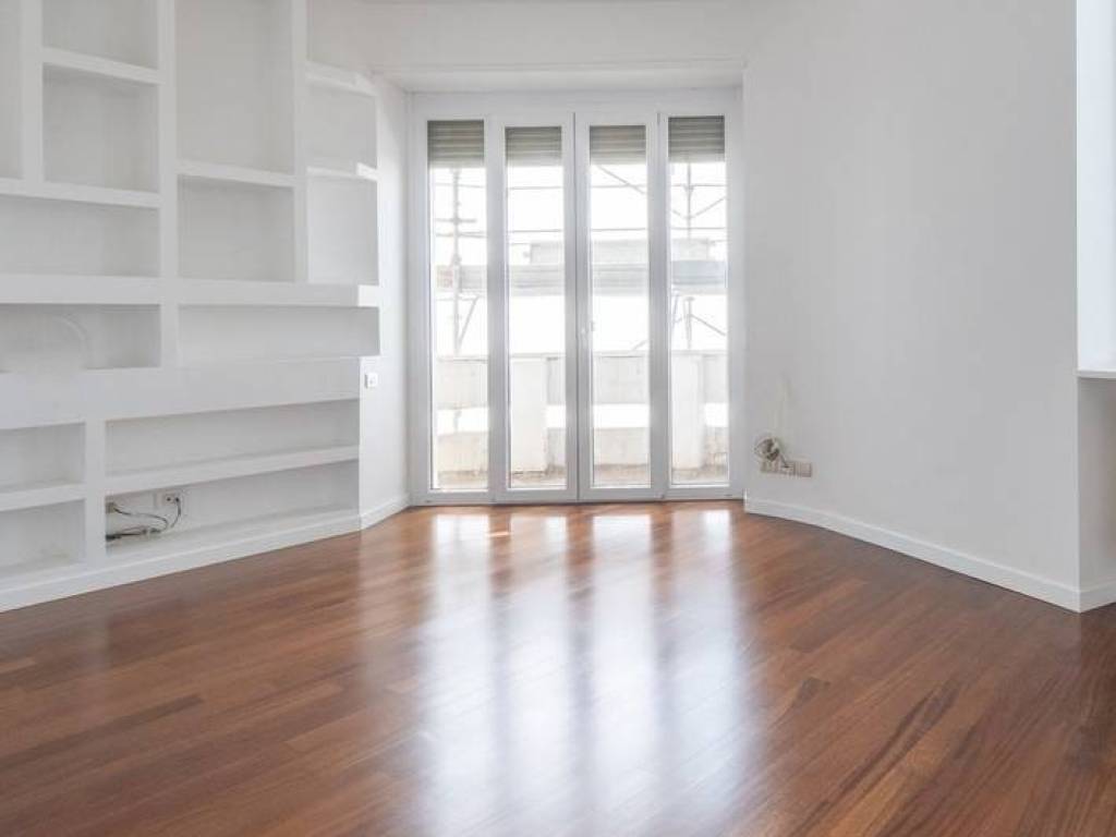 appartamento in vendita a Milano in zona Tibaldi