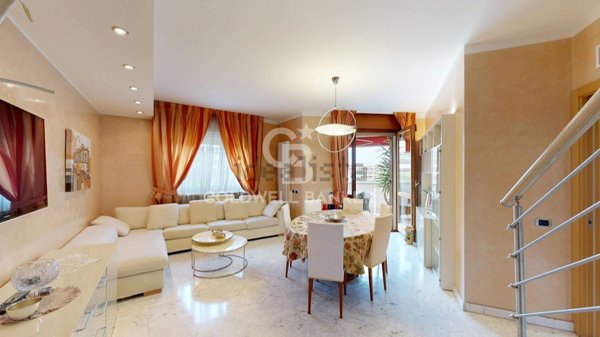 appartamento in vendita a Milano in zona San Cristoforo