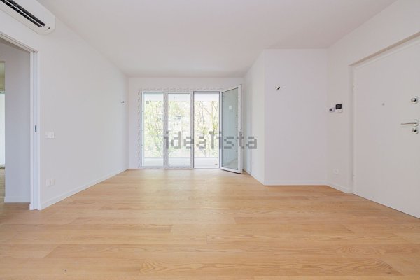 appartamento in vendita a Milano in zona Adriano