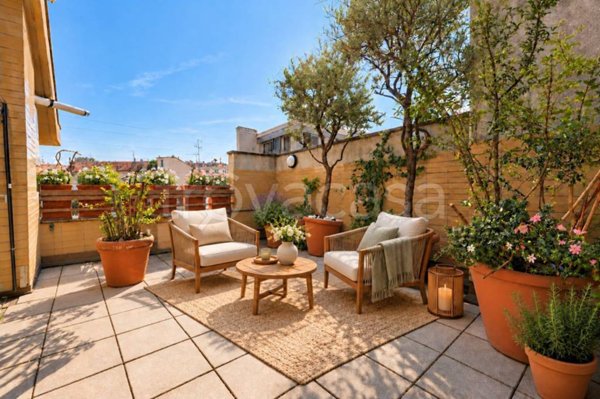 appartamento in vendita a Milano in zona Porta Vigentina