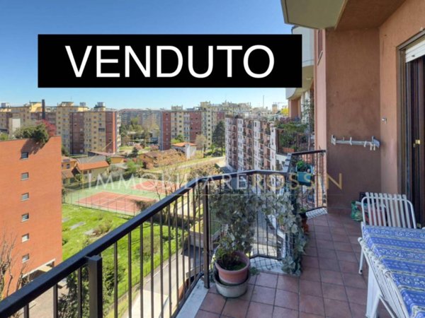 appartamento in vendita a Milano in zona Barona