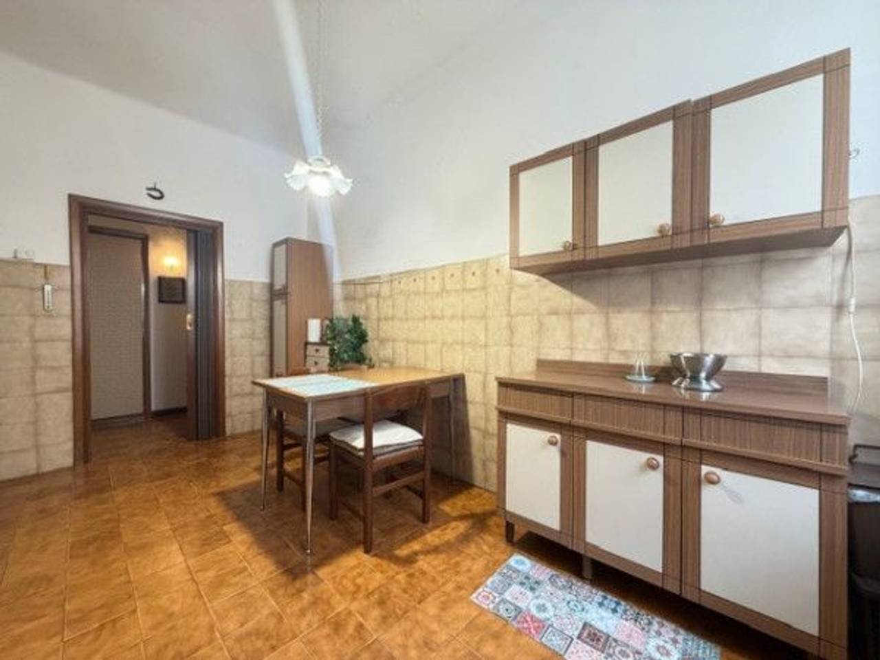 appartamento in vendita a Milano in zona Corsica