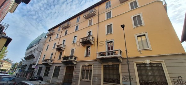 appartamento in vendita a Milano in zona Vigentino