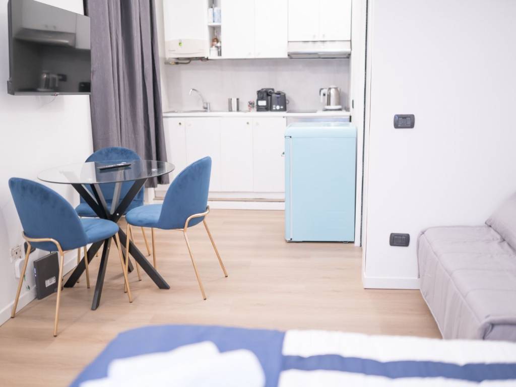 appartamento in vendita a Milano in zona Porta Garibaldi
