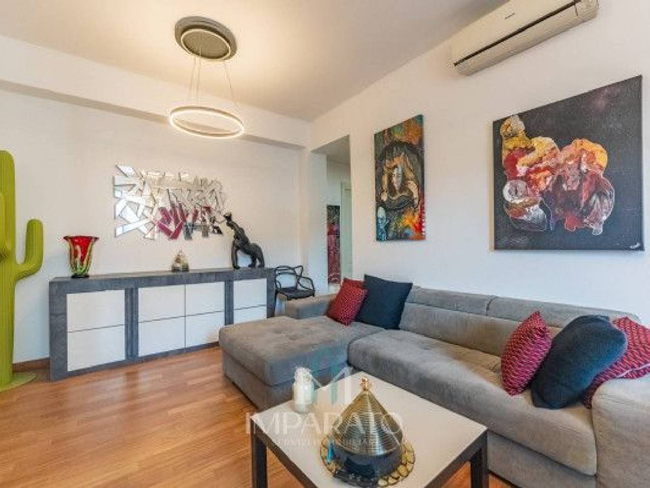 appartamento in vendita a Milano in zona Porta Nuova