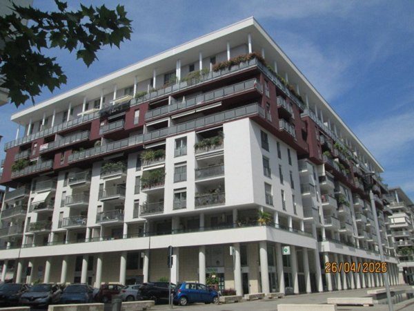appartamento in vendita a Milano in zona Rogoredo